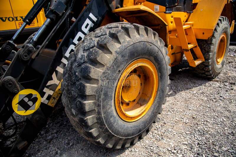 Hyundai HL740TM