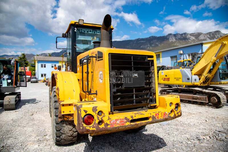 Hyundai HL740TM