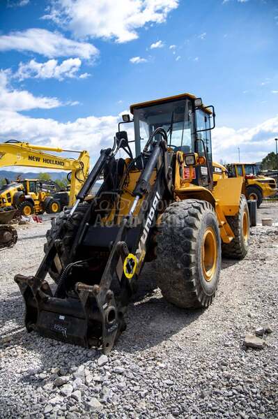 Hyundai HL740TM