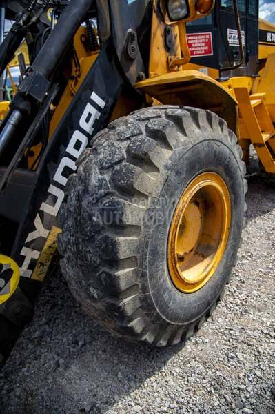 Hyundai HL740TM