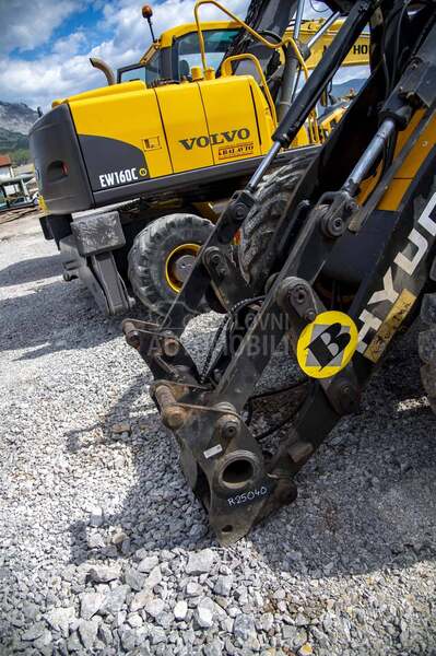 Hyundai HL740TM