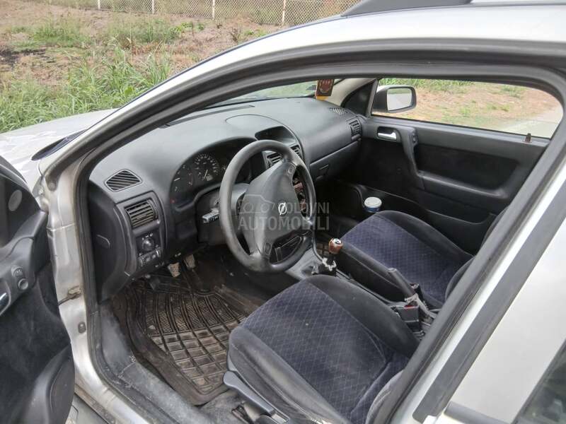 Opel Astra G 2.0