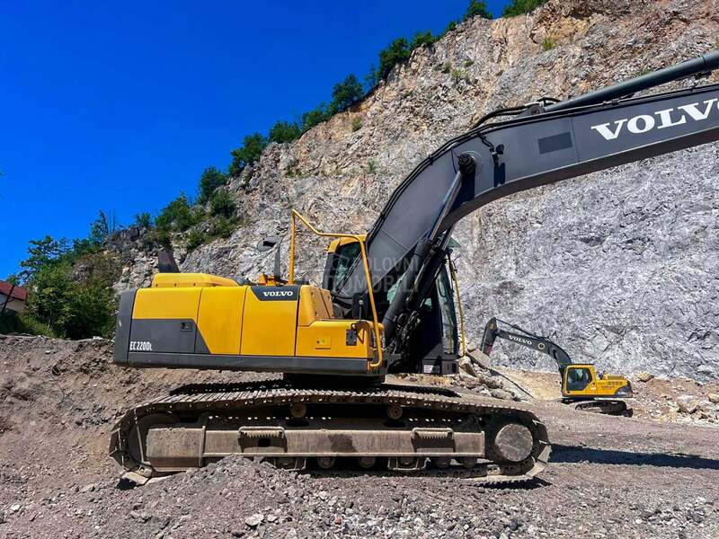 Volvo EC220DL