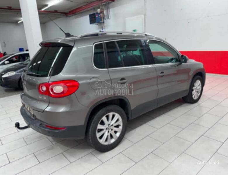 Volkswagen Tiguan 2.0 TSI  DSG