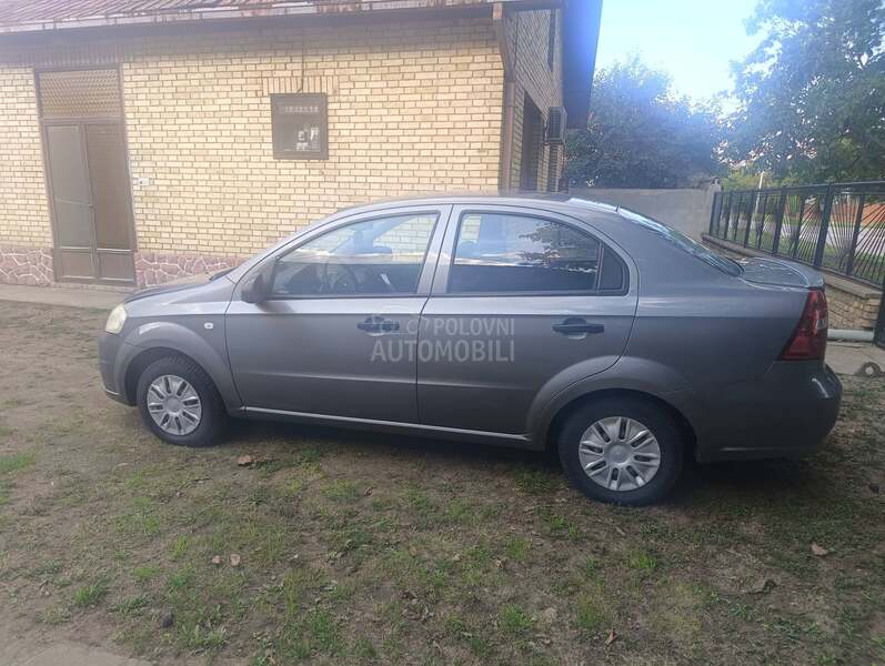 Chevrolet Aveo poklon cena