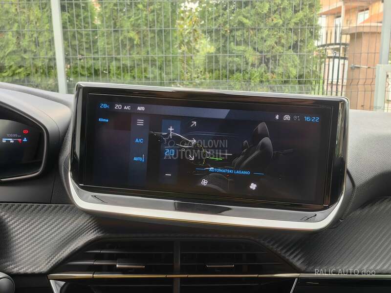 Peugeot 208 1.2 Allure