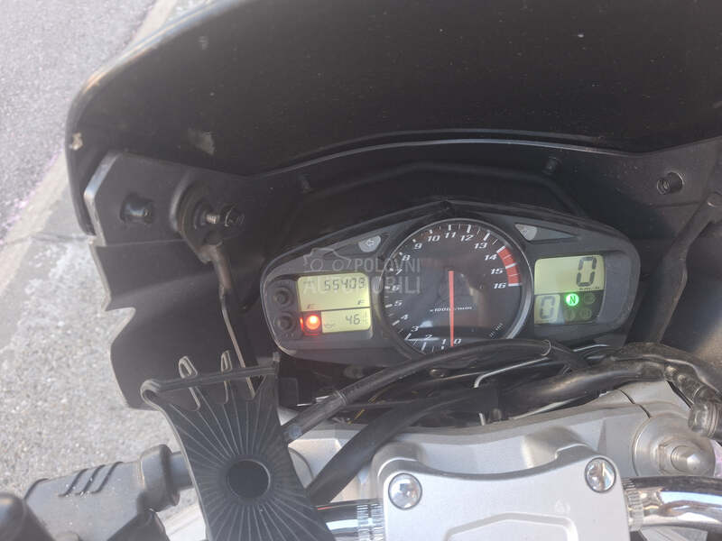 Suzuki gsr