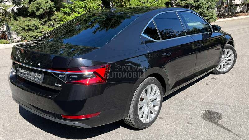 Škoda Superb 2.0 TDI 4x4 STYLE