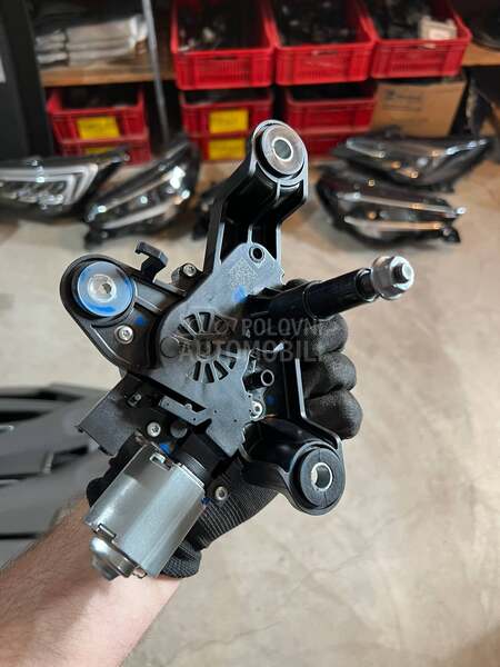 motor brisaca zadnji