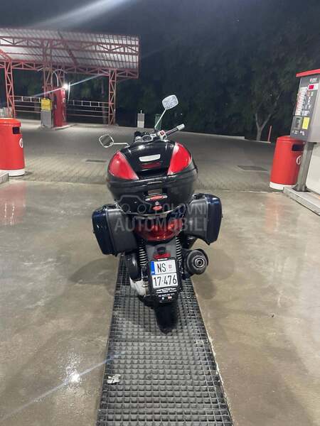 Piaggio Beverly