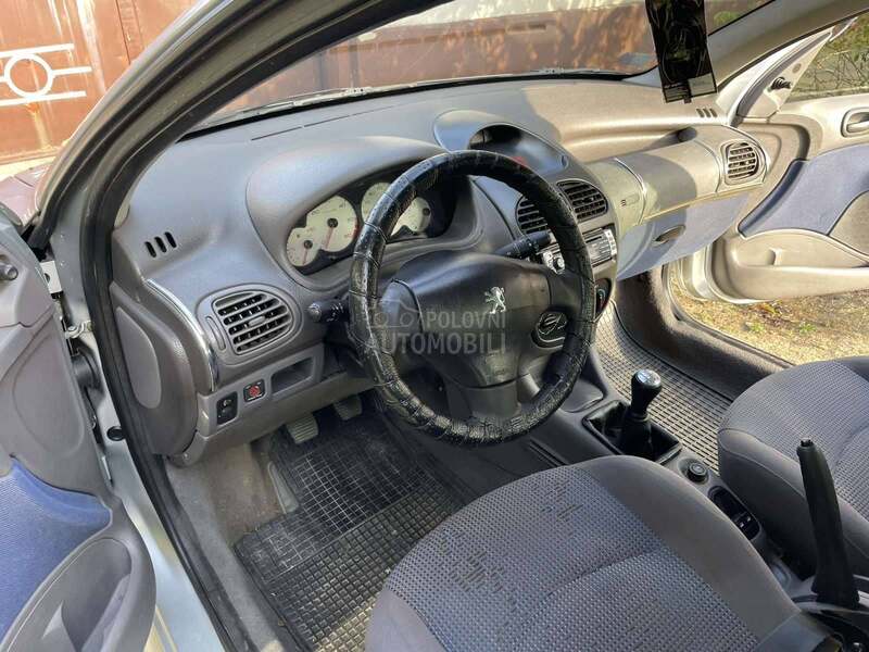 Peugeot 206 