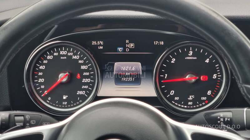 Mercedes Benz E 220 4Matic