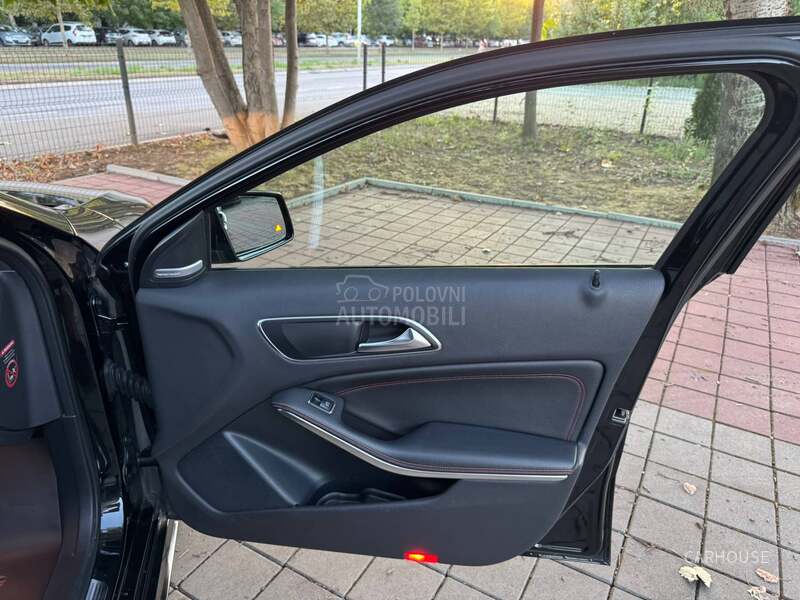 Mercedes Benz A 250 AMG AUT LED