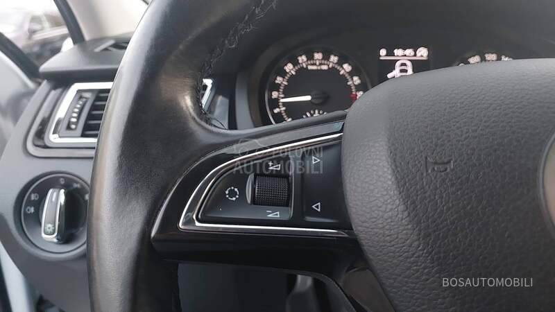 Škoda Rapid 1.6 tdi spaceback