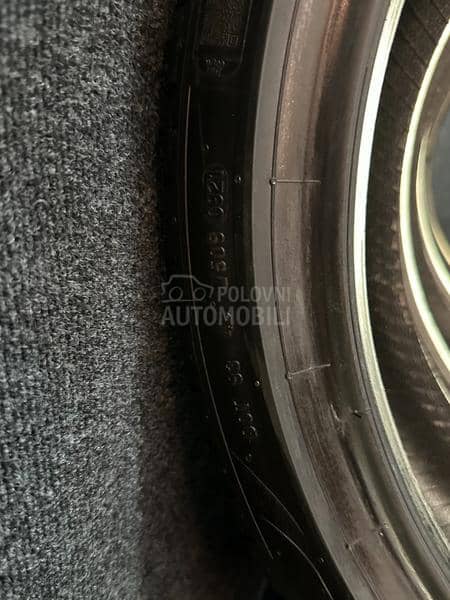 Pirelli 255/35 R19 Letnja
