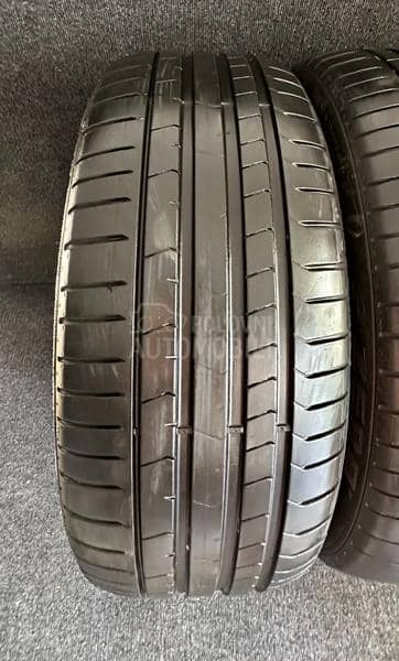 Pirelli 255/35 R19 Letnja