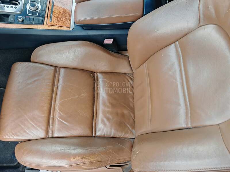 Audi A8 quatro