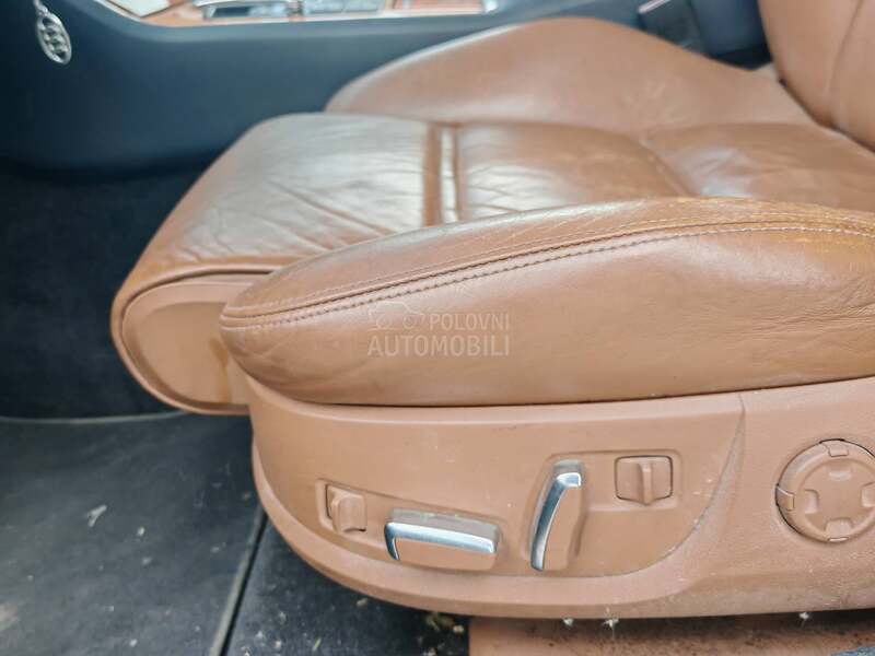 Audi A8 quatro