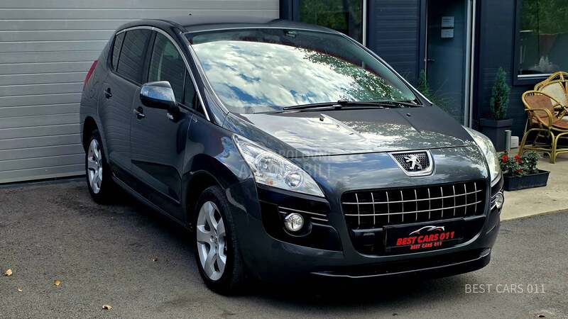 Peugeot 3008 1.6E-HDI NAVY
