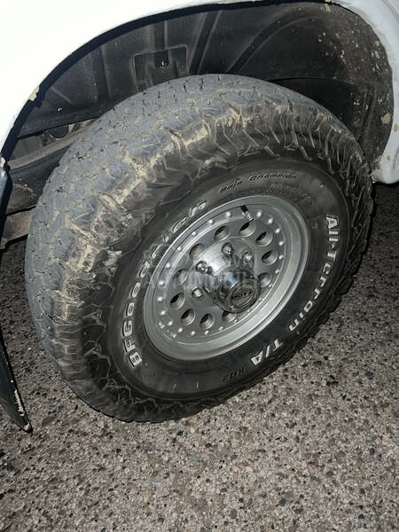 Mitsubishi Pajero 