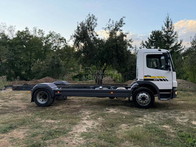 Mercedes Benz 1322
