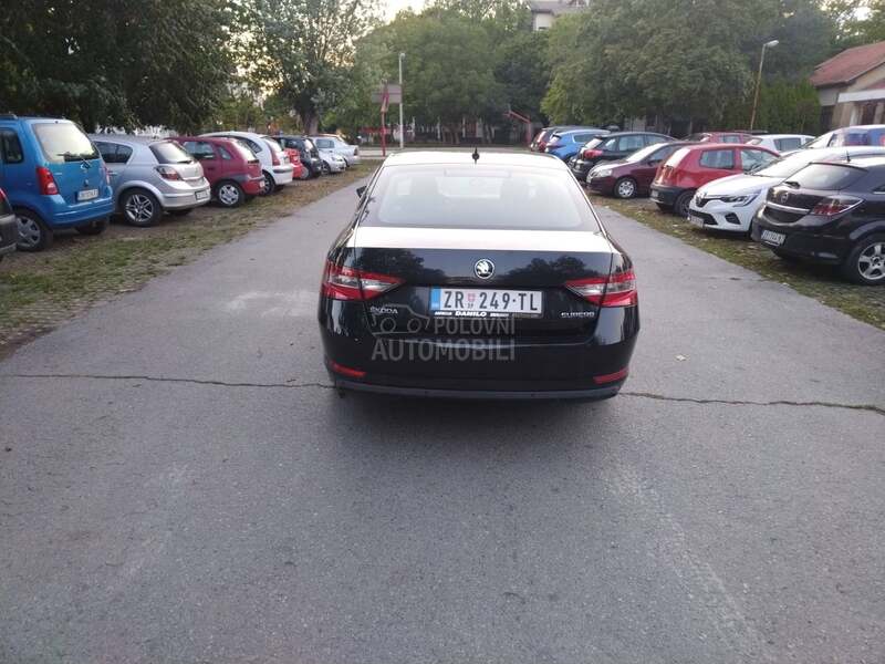 Škoda Superb 2.0 tdi