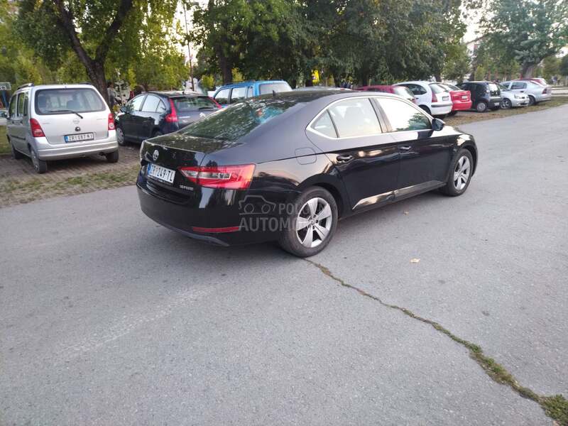 Škoda Superb 2.0 tdi