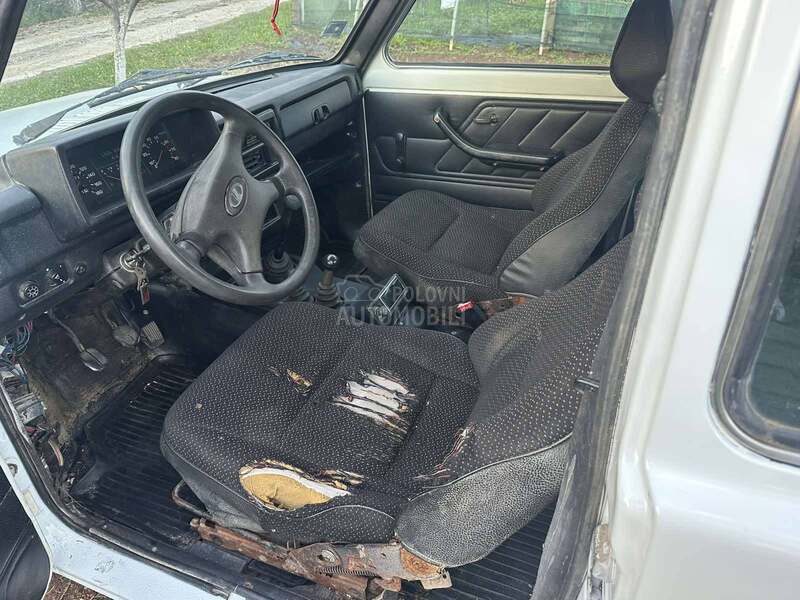 Lada Niva 1,7 i