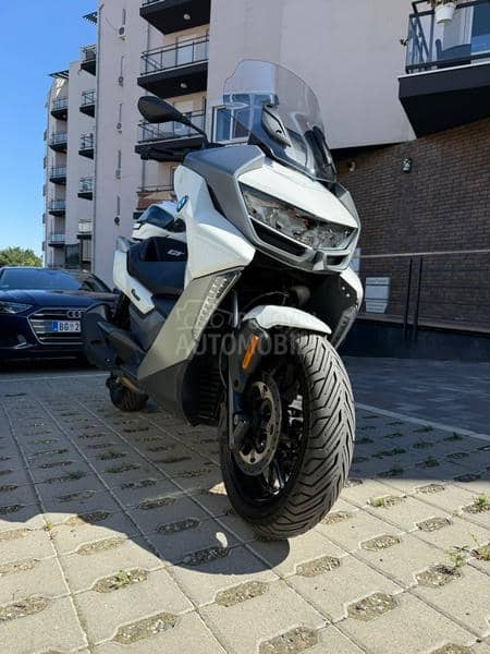 BMW c400 GT