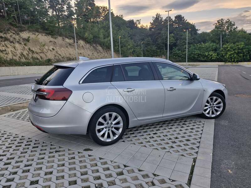 Opel Insignia 1.6cdti COSMO