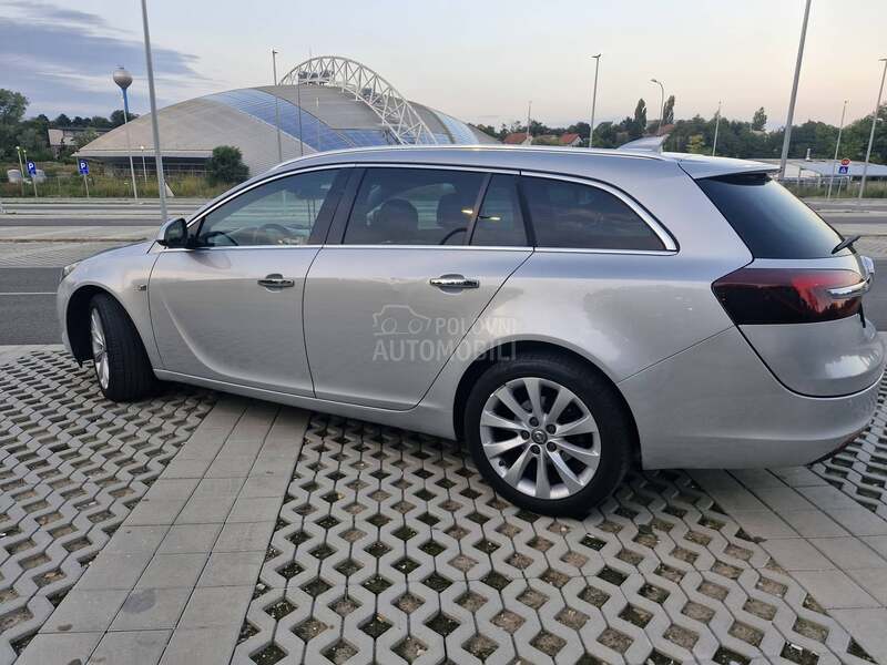 Opel Insignia 1.6cdti COSMO