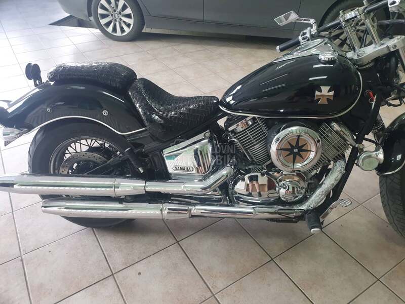 Yamaha XVS 1100 CUSTOM