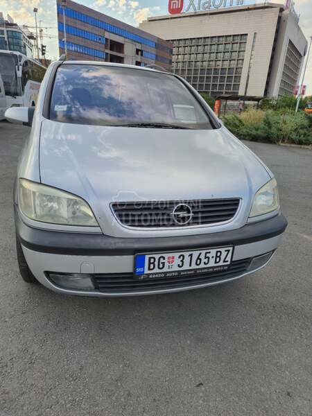 Opel Zafira 1,8