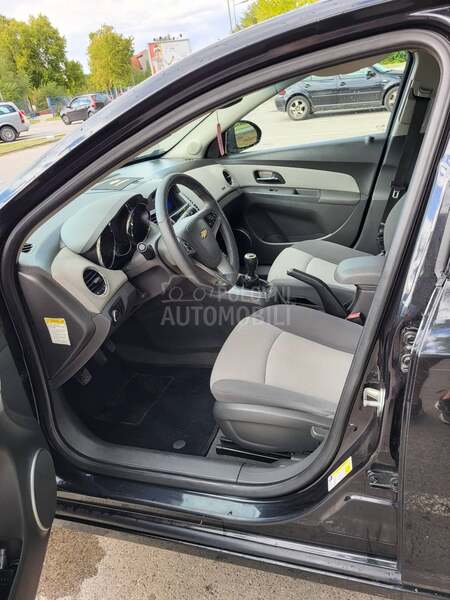 Chevrolet Cruze 2.0 LT