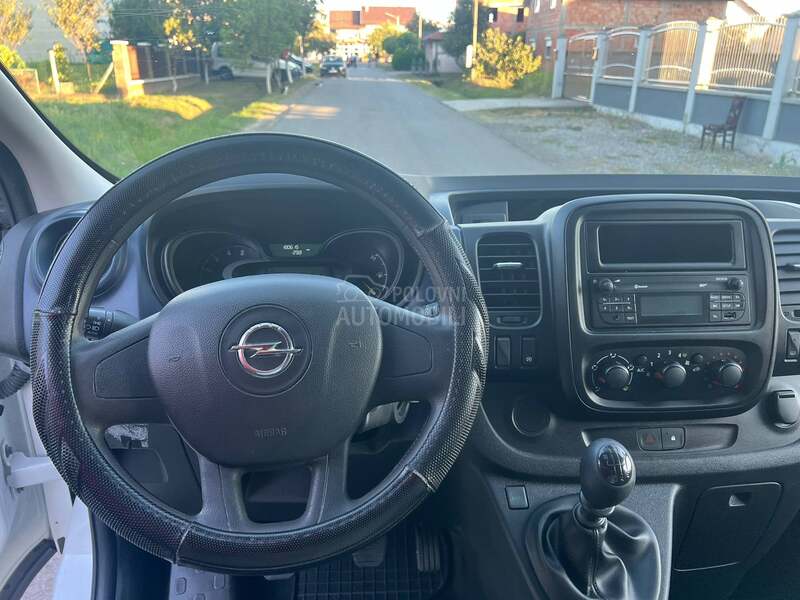 Opel Vivaro 