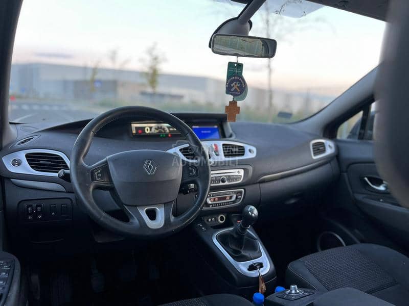 Renault Scenic 1.5 dci Dynamique