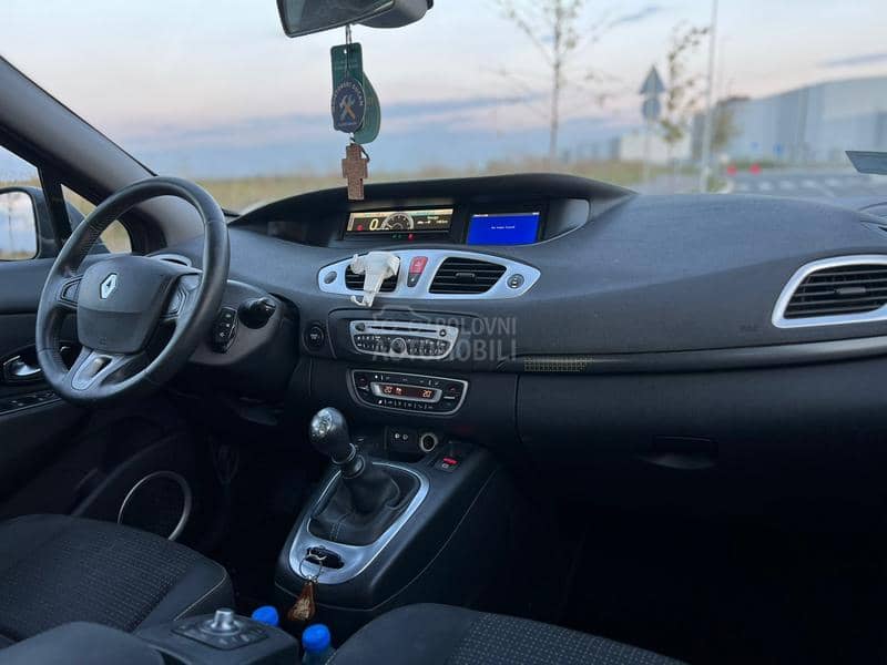 Renault Scenic 1.5 dci Dynamique