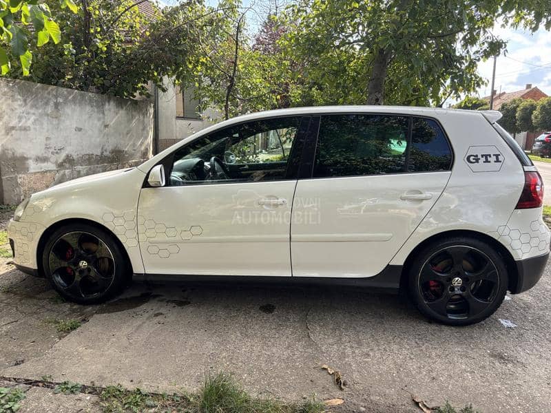 Volkswagen Golf 5 GTI