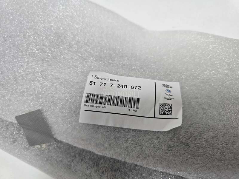 Plastika ispod brisaca