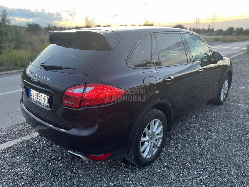Porsche Cayenne 3.0