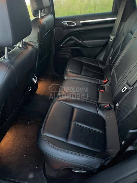 Porsche Cayenne 3.0