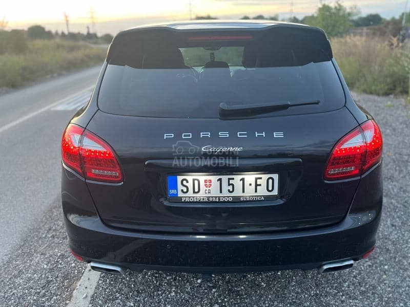 Porsche Cayenne 3.0