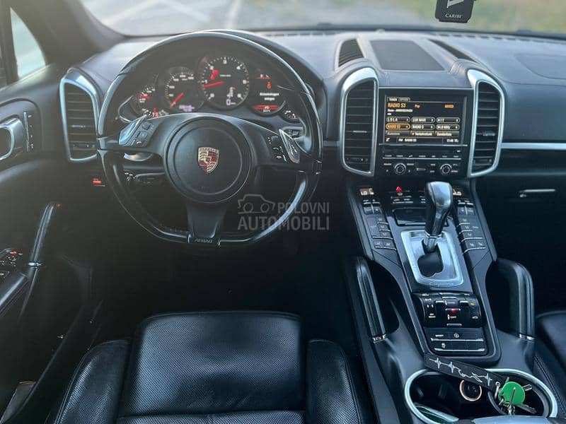Porsche Cayenne 3.0