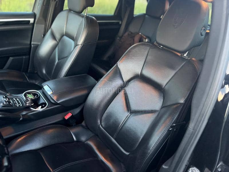 Porsche Cayenne 3.0