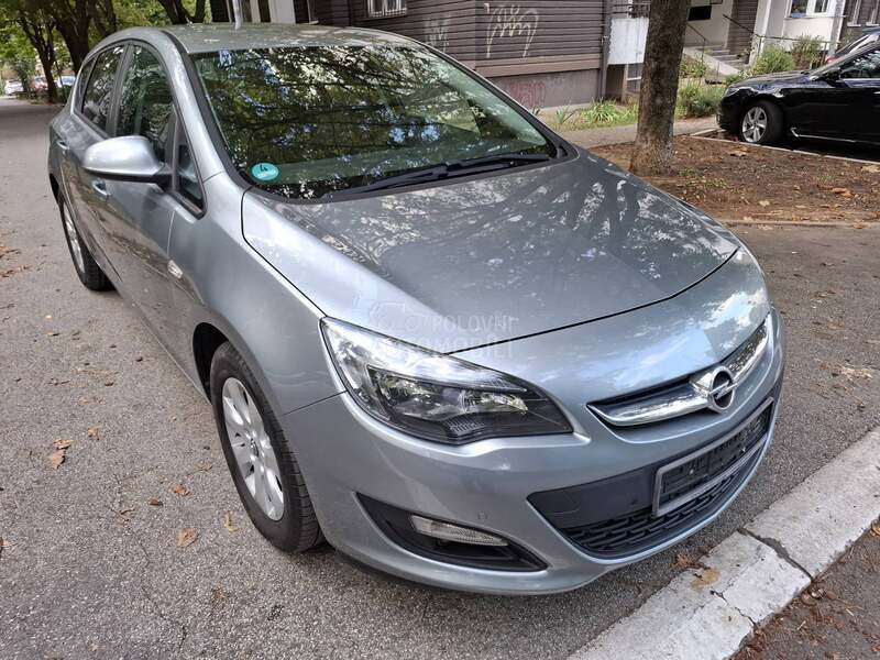 Opel Astra J 1.6 cdti