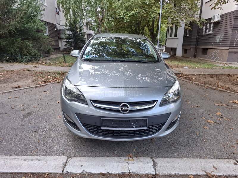 Opel Astra J 1.6 cdti