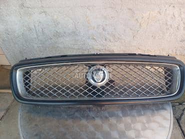 Ukrasna maska za Jaguar X-Type