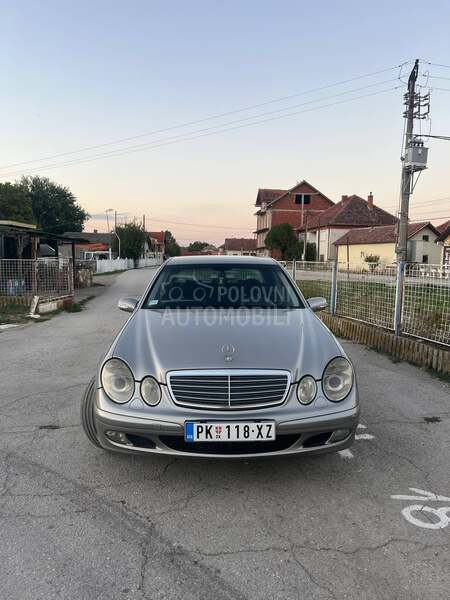 Mercedes Benz E 220 