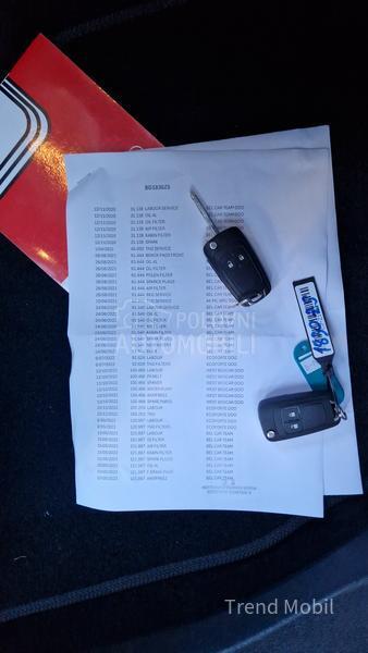 Opel Corsa E 1.4 tng srb