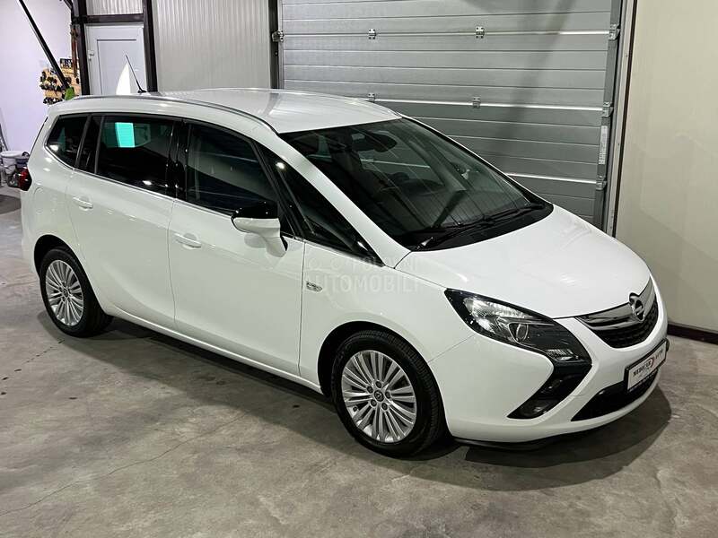 Opel Zafira 